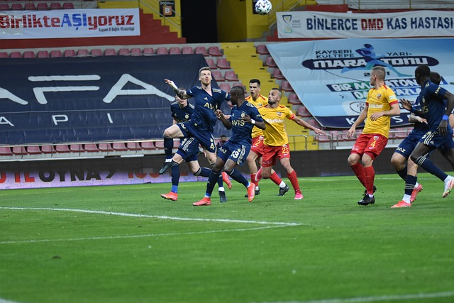 马卡：与中东和俄罗斯不同，美资正在通过收购改变欧洲足球